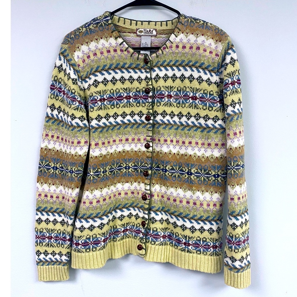 Tiara Cottage Core Wooden Buttons Cardigan